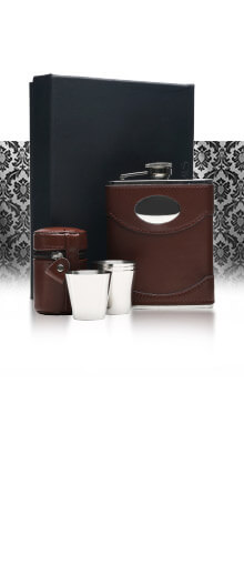 Brown Leather Hip Flask With Engraving Plate & 4 Cups